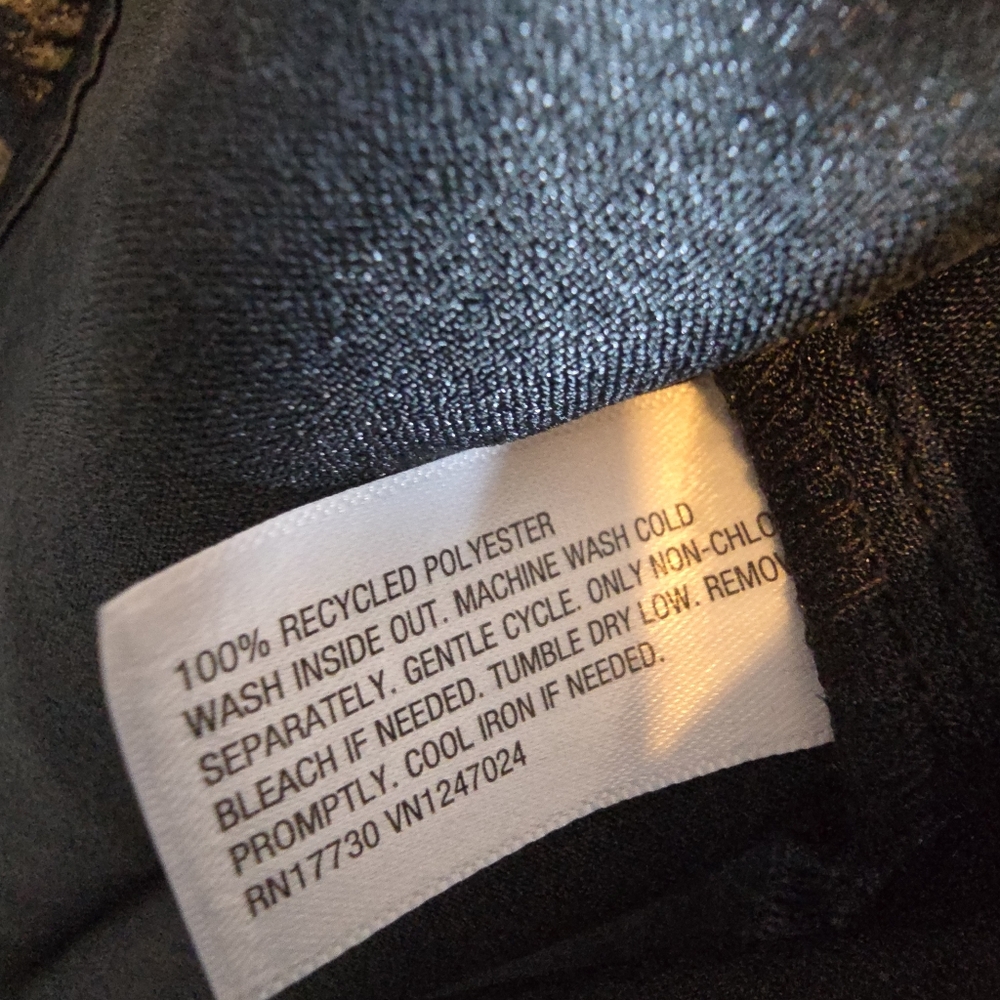 Ava & Viv Women's Black Satin V-Neck Top Long Bell Sleeves 2X Glam Whimsigoth - Picture 11 of 15